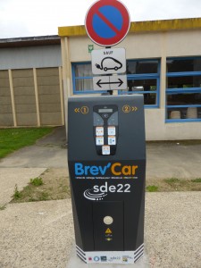 Bornes de recharge électrique pour véhicules en Côtes d’Armor (Brev’Car)